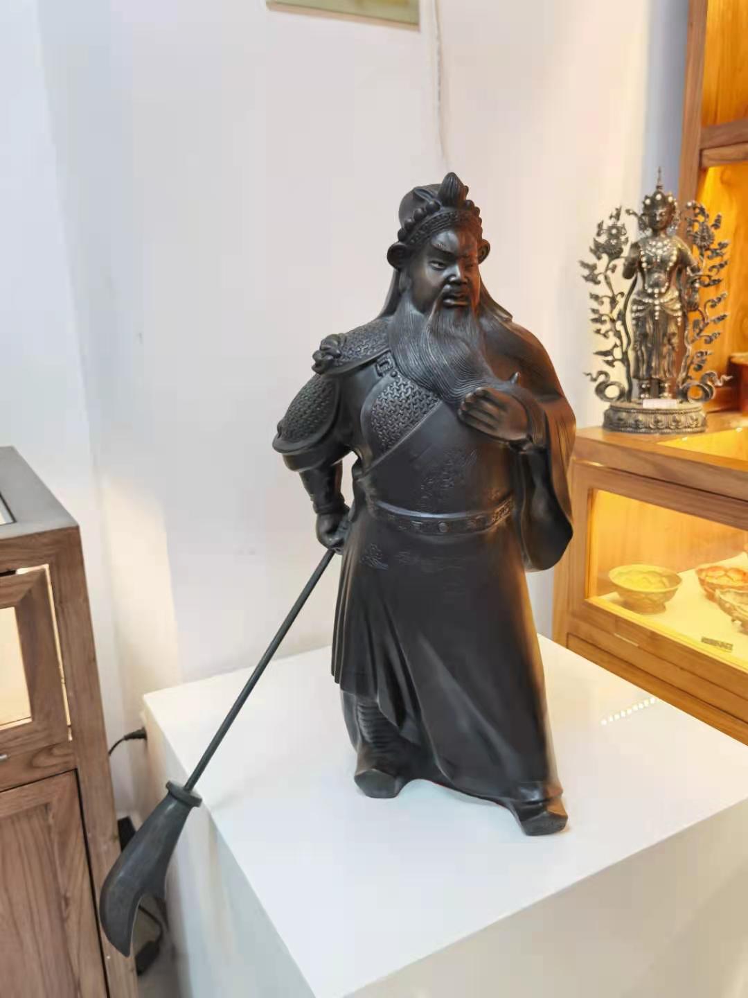 鑄銅關公
